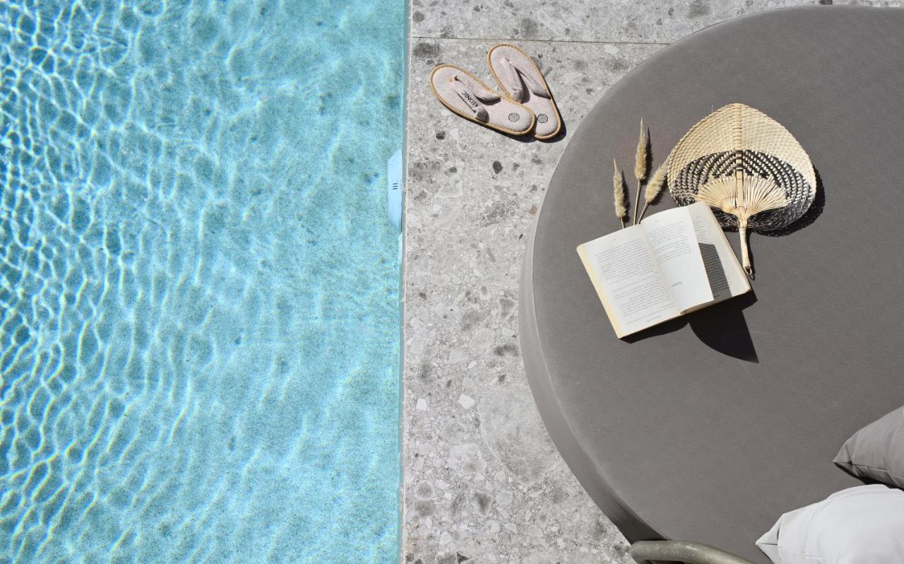 Aeonic Suites And Spa Mykonos Town ภายนอก รูปภาพ