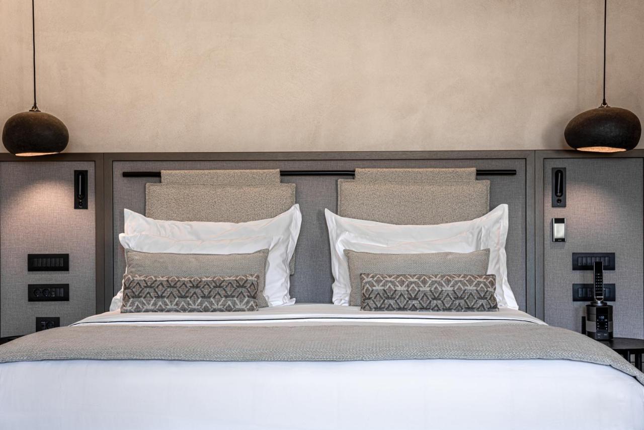 Aeonic Suites And Spa Mykonos Town ภายนอก รูปภาพ