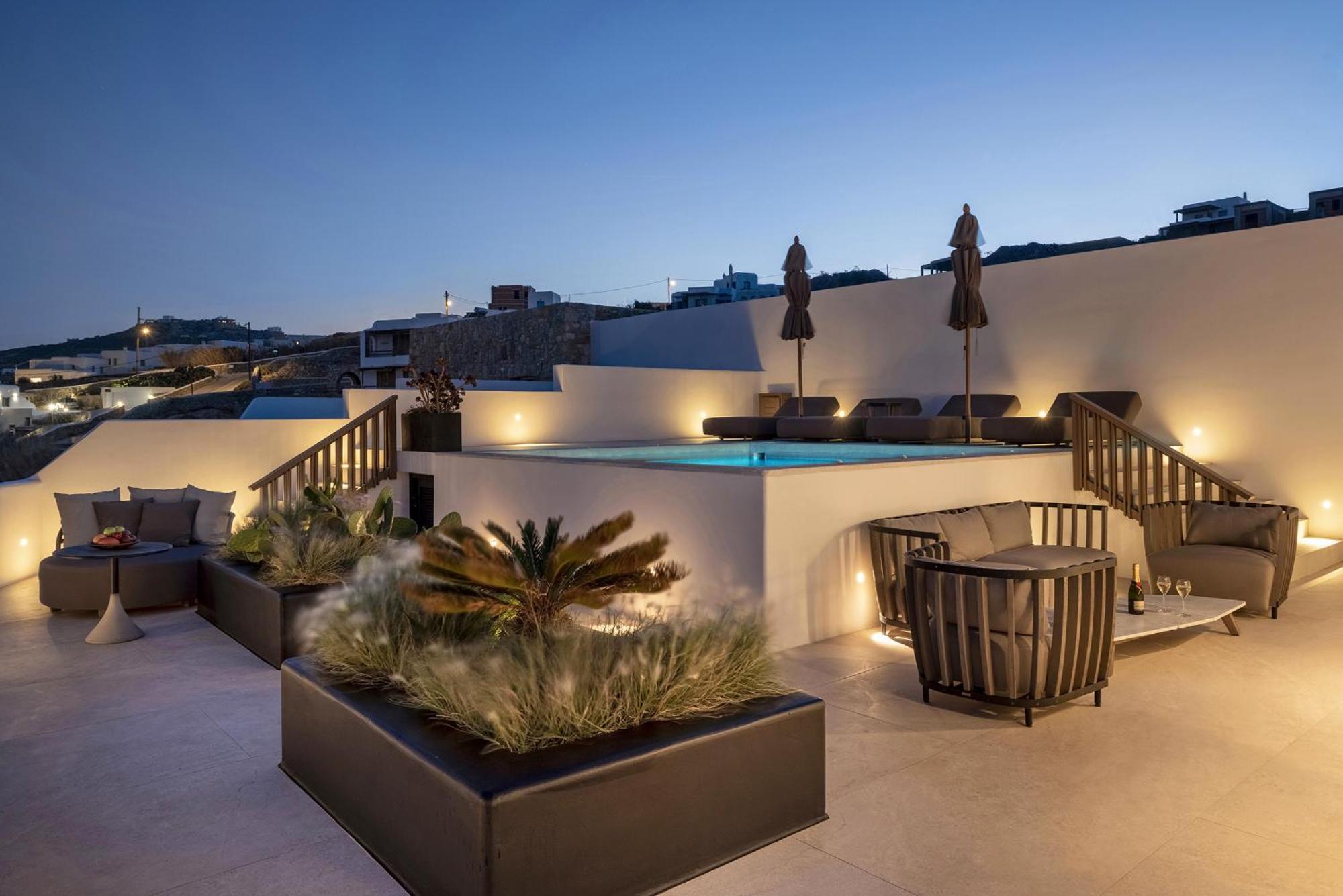 Aeonic Suites And Spa Mykonos Town ภายนอก รูปภาพ