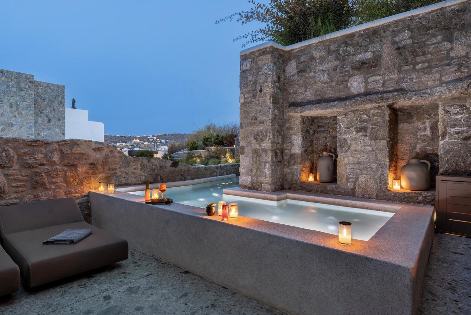 Aeonic Suites And Spa Mykonos Town ภายนอก รูปภาพ