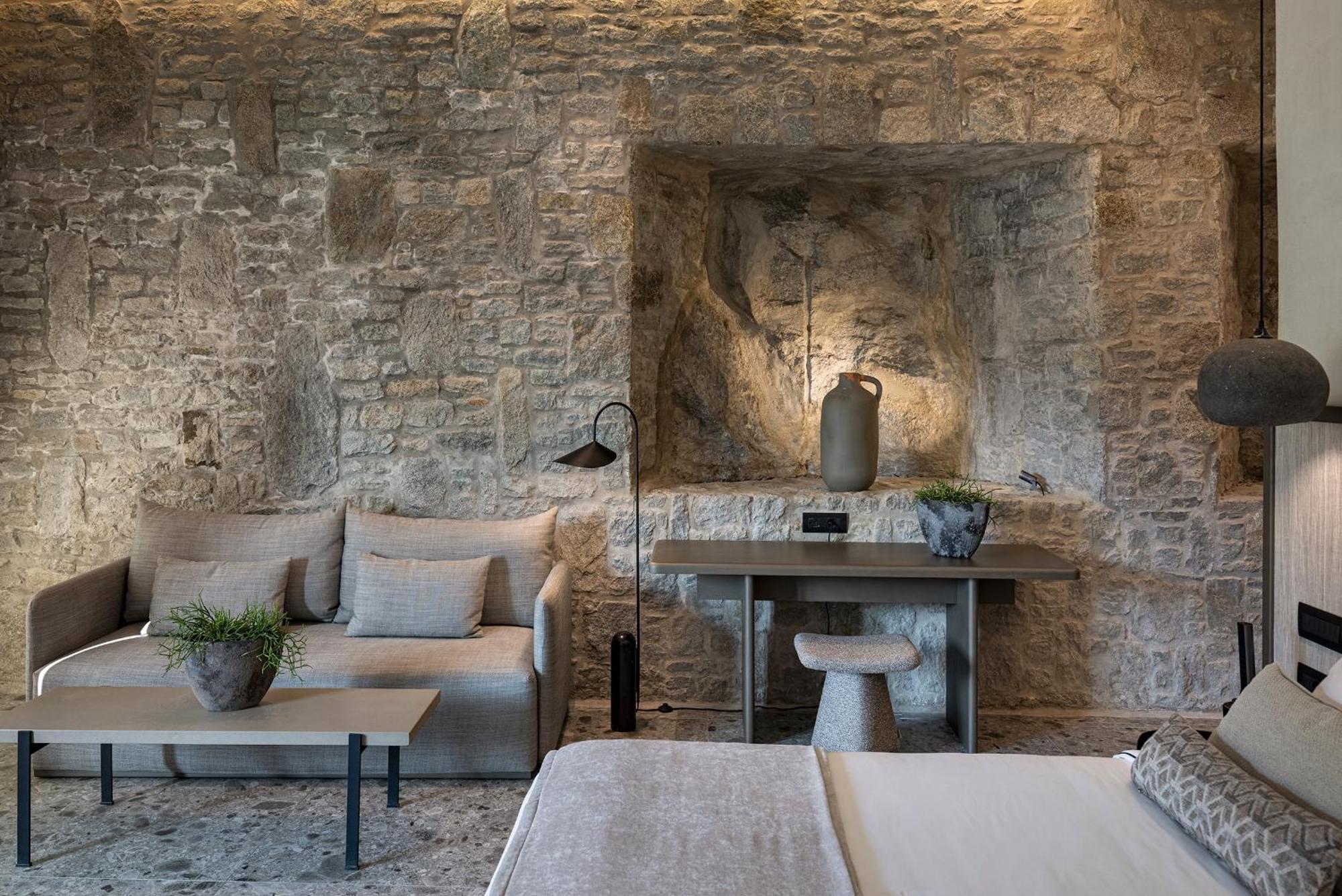 Aeonic Suites And Spa Mykonos Town ภายนอก รูปภาพ