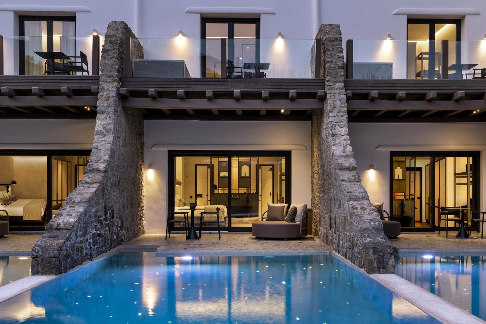 Aeonic Suites And Spa Mykonos Town ภายนอก รูปภาพ