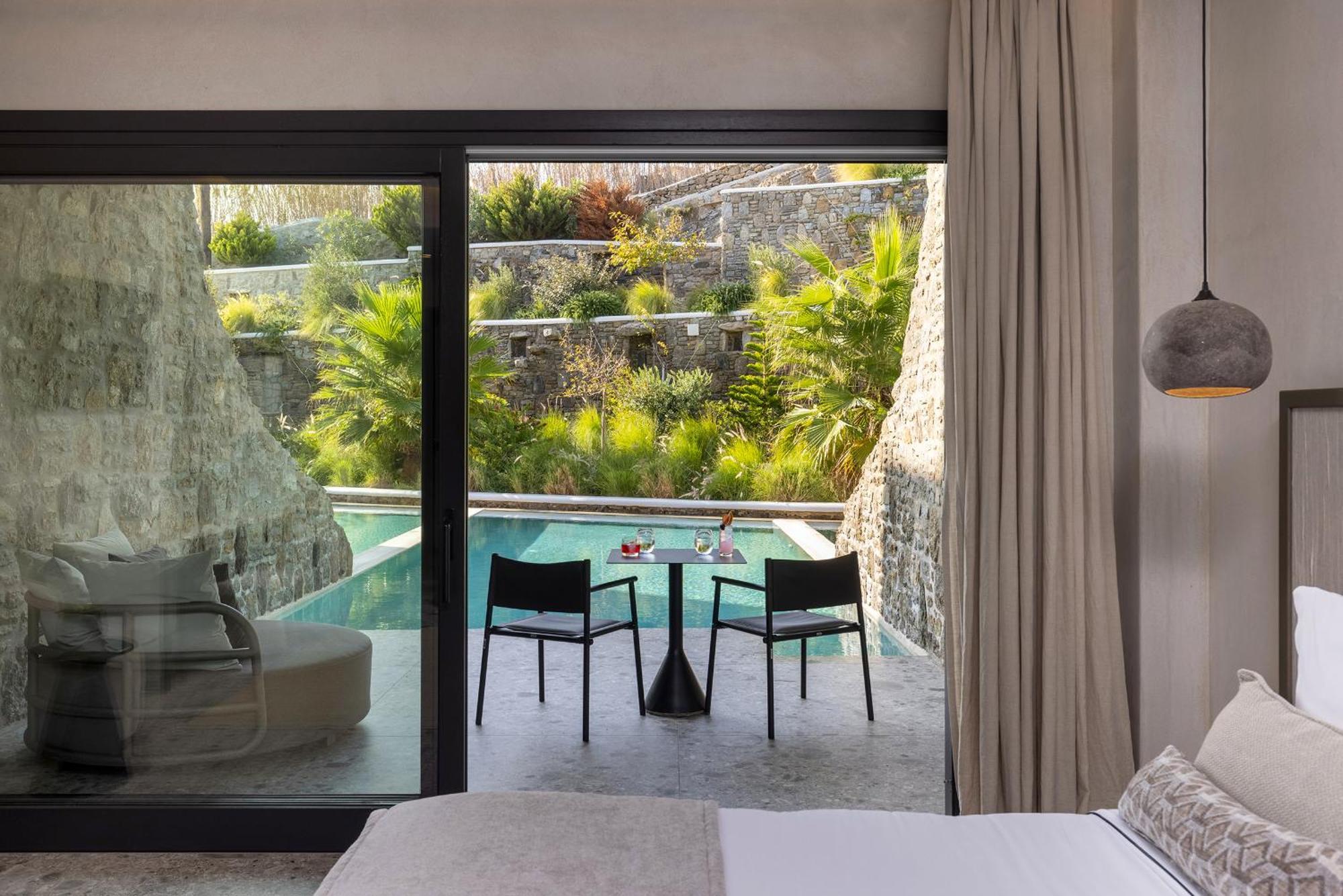 Aeonic Suites And Spa Mykonos Town ภายนอก รูปภาพ