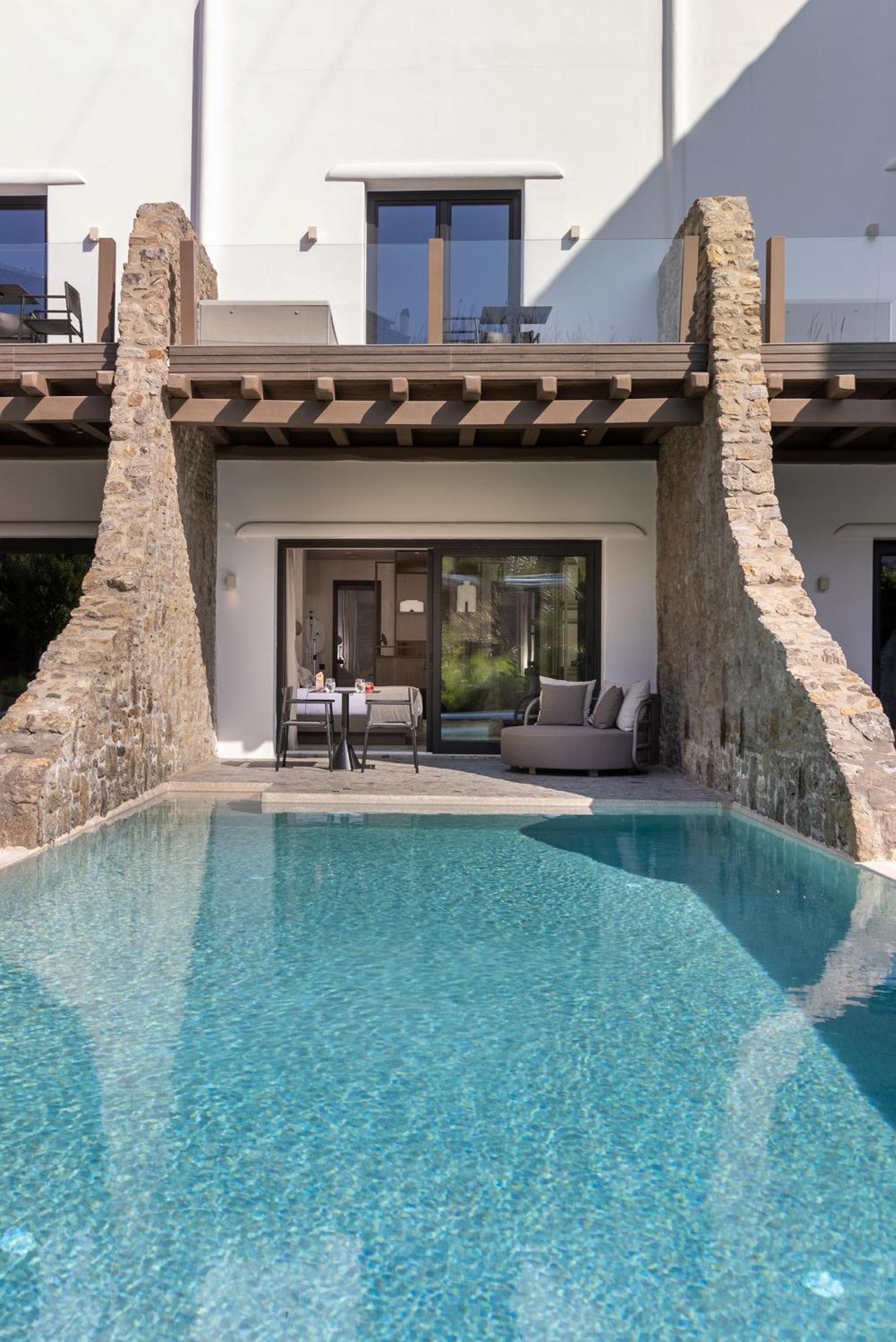 Aeonic Suites And Spa Mykonos Town ภายนอก รูปภาพ