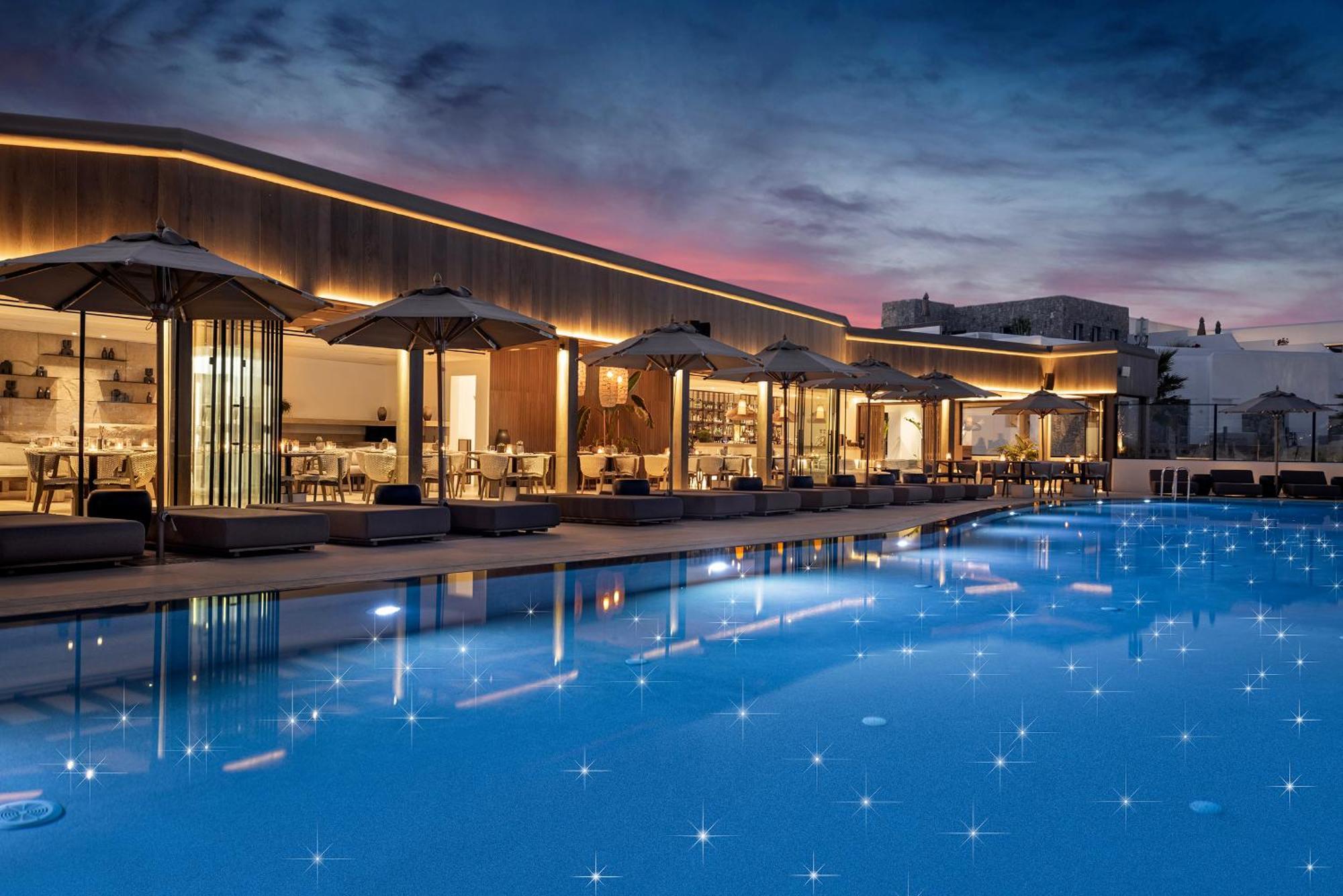 Aeonic Suites And Spa Mykonos Town ภายนอก รูปภาพ