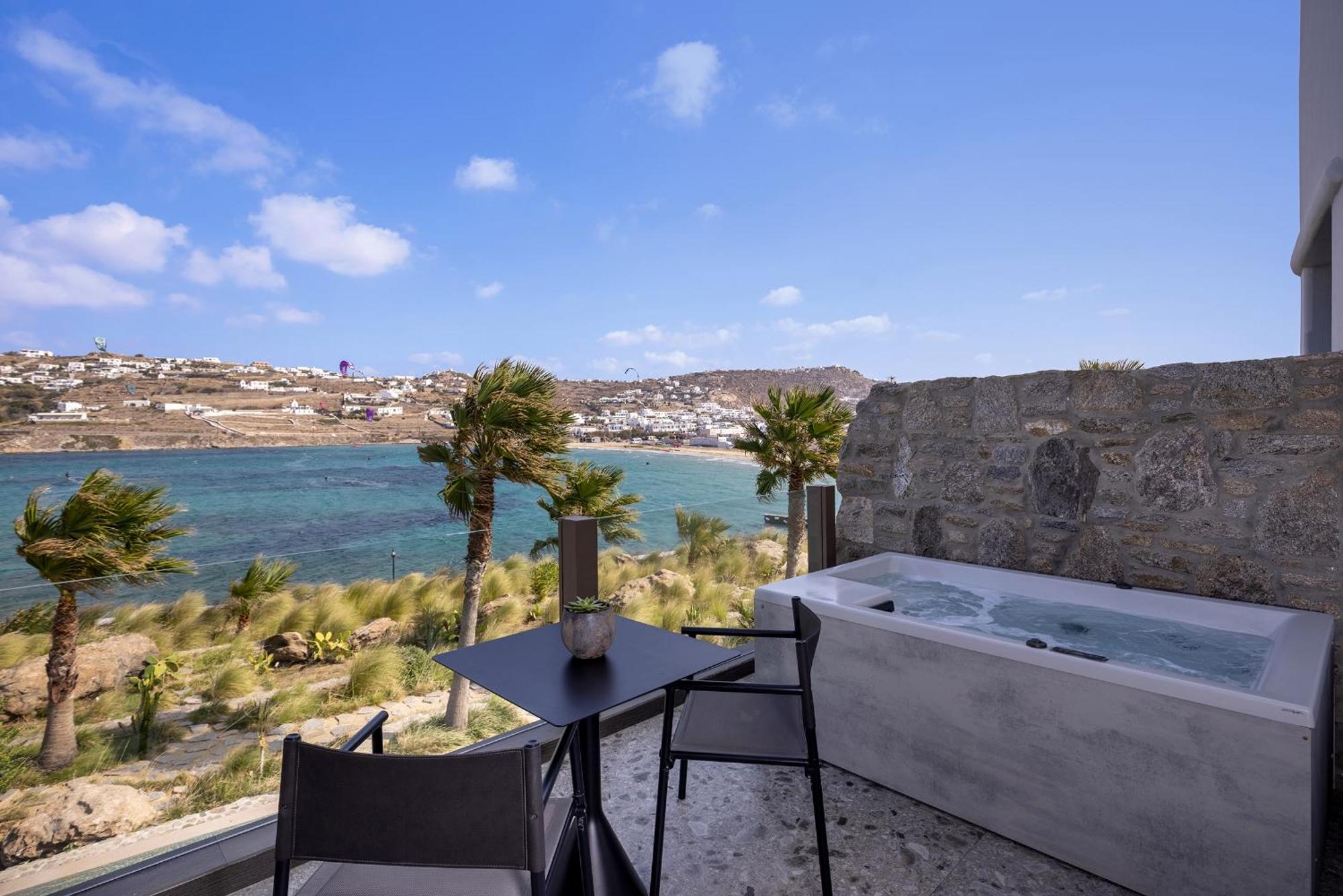 Aeonic Suites And Spa Mykonos Town ภายนอก รูปภาพ