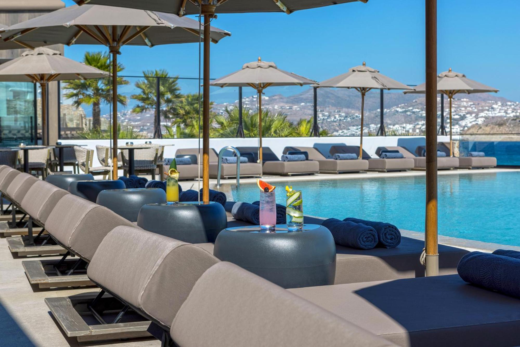 Aeonic Suites And Spa Mykonos Town ภายนอก รูปภาพ
