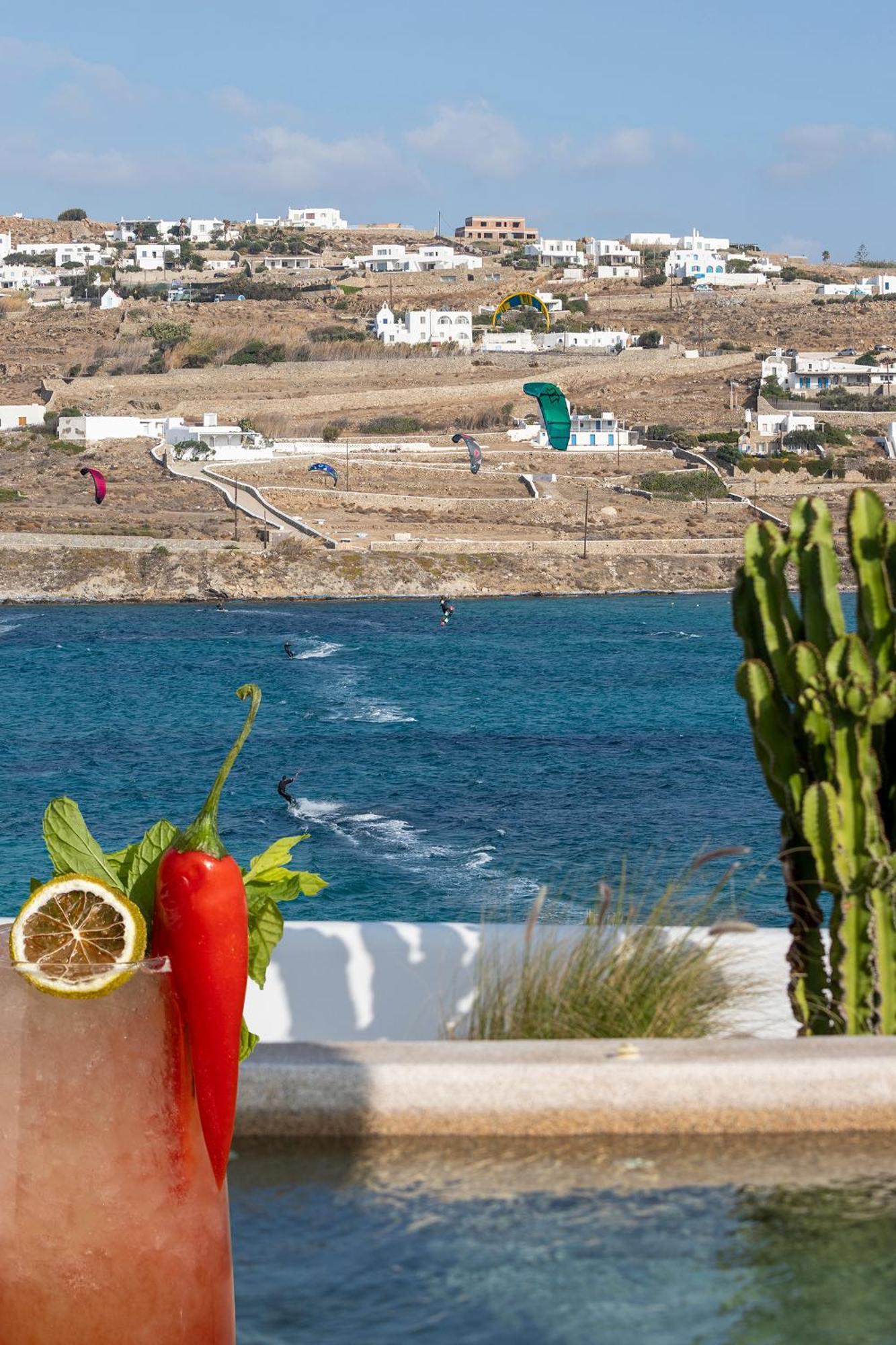 Aeonic Suites And Spa Mykonos Town ภายนอก รูปภาพ