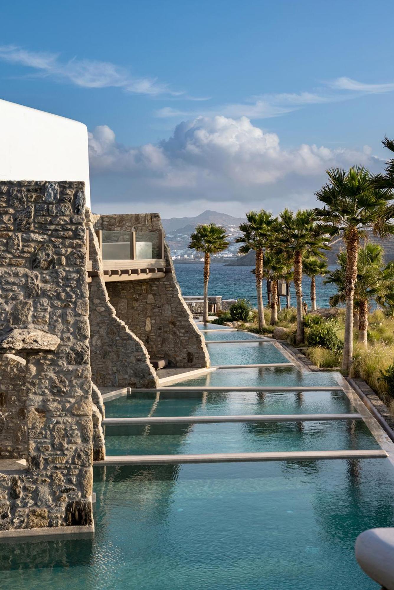 Aeonic Suites And Spa Mykonos Town ภายนอก รูปภาพ