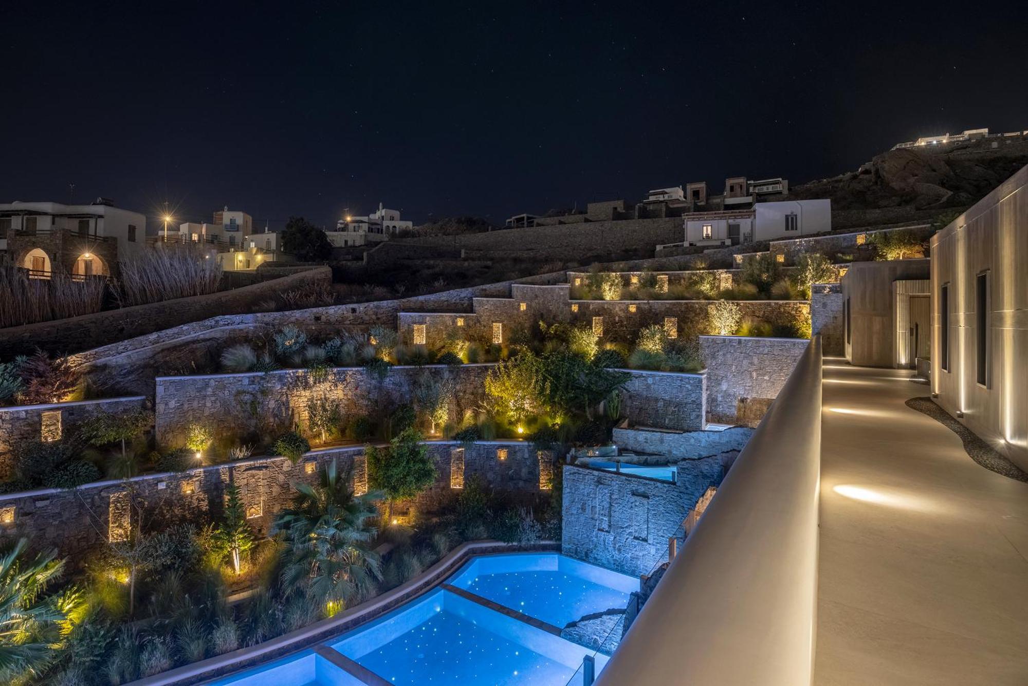 Aeonic Suites And Spa Mykonos Town ภายนอก รูปภาพ